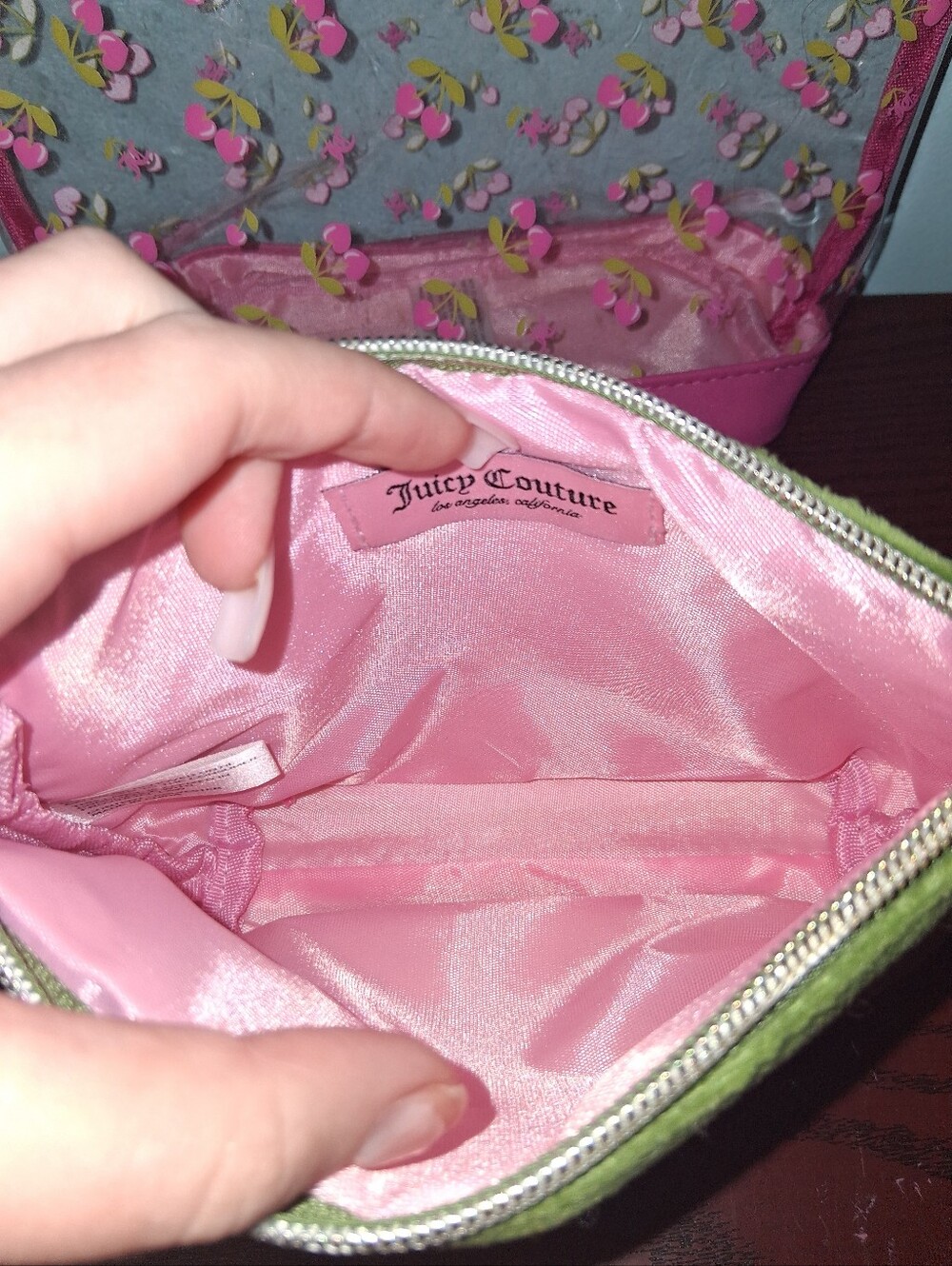 Juicy Couture Cherry Toiletries Bag Set - Picture 3 of 4